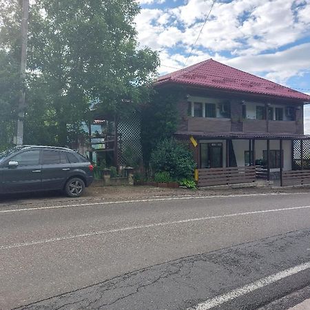 Montana Touring Hotel Nehoiu Exterior foto