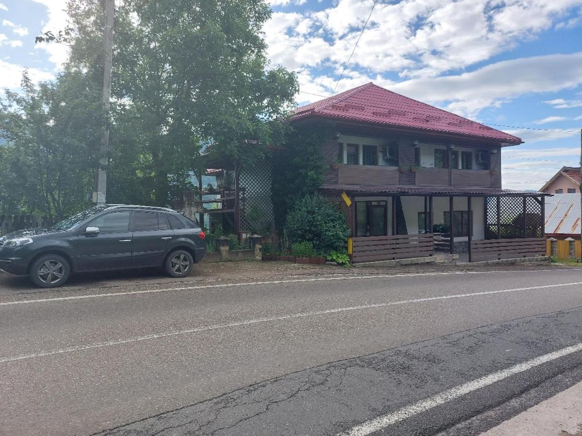 Montana Touring Hotel Nehoiu Exterior foto